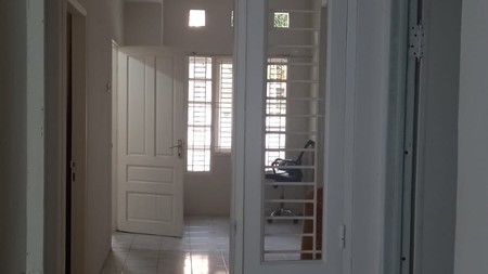 Rumah bagus,1lantai,aman dan bersih di Graha Raya
