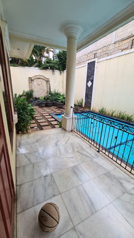 Dijual Cepat Rumah Mewah Lokasi Strategis Di Jl. Intan RSPP, Cilandak, Jakarta Selatan