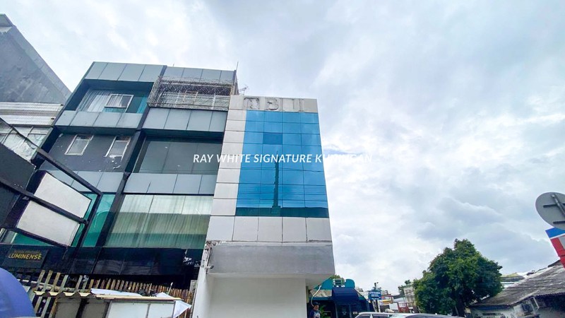 Ruko Hook 2 Bangunan di Jalan Fatmawati Raya - Cocok untuk Restoran/Kantor