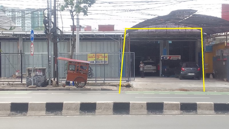 Gudang Dengan Lahan 200 m2, Strategis Ramai Di Jl. Dewi Sartika, Cawang, Dekat St. LRT Cawang