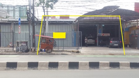 Gudang Dengan Lahan 300 m2, Strategis Ramai Di Jl. Dewi Sartika, Cawang, Dekat LRT Cawang