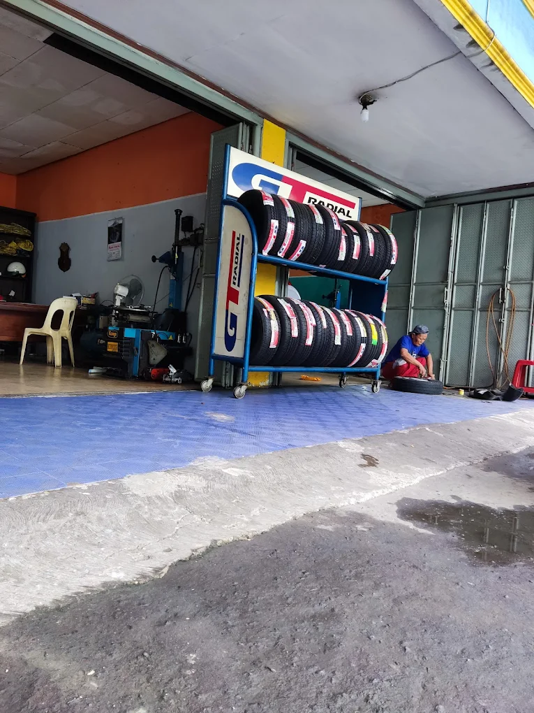 Gudang Dengan Lahan 600 m2, Strategis Ramai Usaha Di Jl. Dewi Sartika, Cawang, Dekat Jalan Tol MT. Haryono