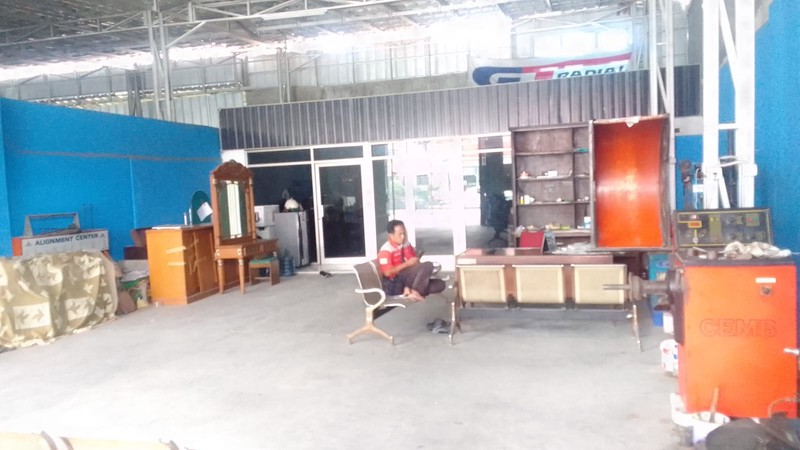 Gudang Dengan Lahan 600 m2, Strategis Ramai Usaha Di Jl. Dewi Sartika, Cawang, Dekat Jalan Tol MT. Haryono