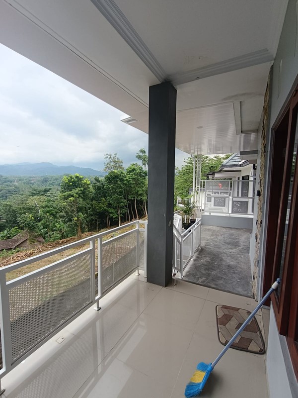 Rumah Fully Furnished di Mertoyudan Dekat Akmil One Gate System Dengan View Gunung Sumbing