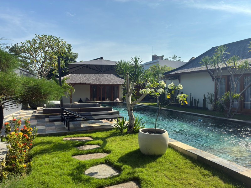 Life Style Luxurious  Joglo Villa Freehold In Great Location Ungasan Bali