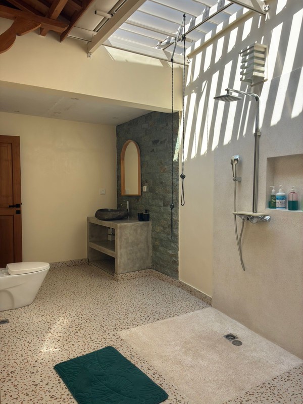 Life Style Luxurious  Joglo Villa Freehold In Great Location Ungasan Bali