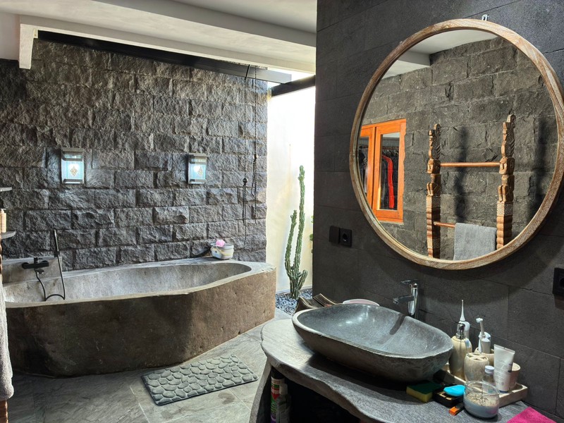 Life Style Luxurious  Joglo Villa Freehold In Great Location Ungasan Bali