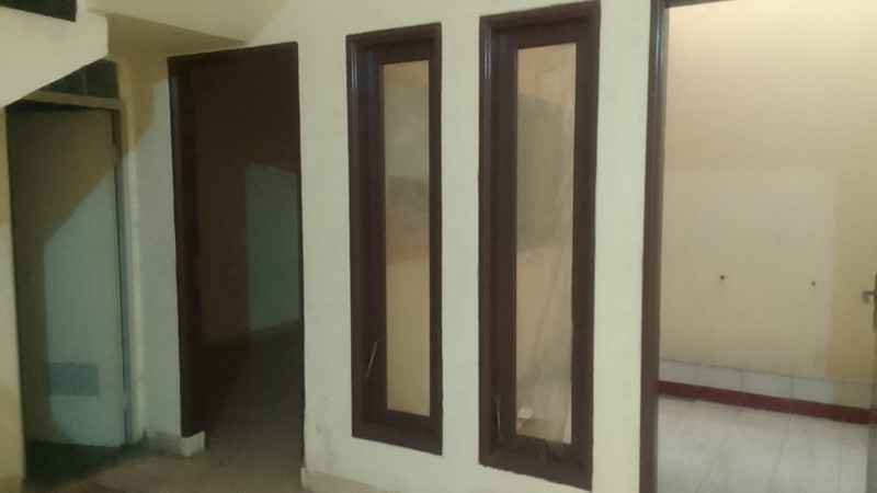 Rumah 2 Lantai, Strategis Selangkah ke JL. Dewi Sartika, Cawang, Kramat Jati