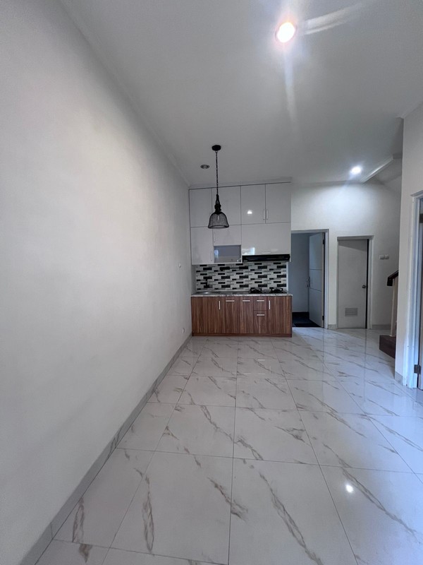 Rumah Siap Huni Dekat Akses Toll Grand Kencana One BSD, 3 Kamar Tidur