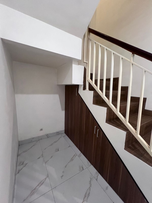 Rumah Siap Huni Dekat Akses Toll Grand Kencana One BSD, 3 Kamar Tidur