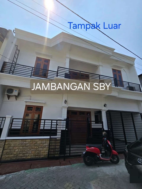 Dijual Rumah Mewah di Jambangan Tama Surabaya