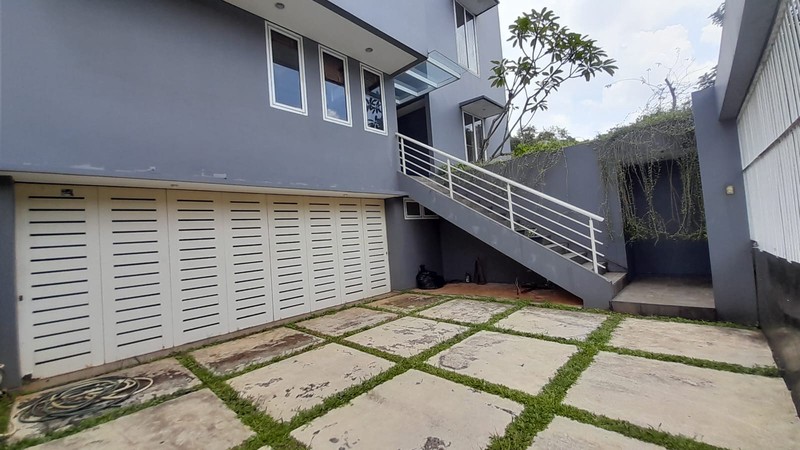 Rumah Disewakan di Jl. Cibulan Kebayoran Baru Jaksel