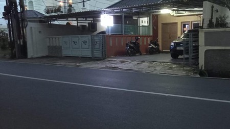 DI JUAL murah NYOP atau disewa Terletak di pinggir jalan raya (Jagakarsa - Cilandak KKO) 