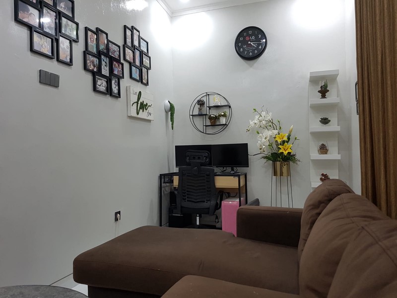 DI JUAL murah NYOP atau disewa Terletak di pinggir jalan raya (Jagakarsa - Cilandak KKO) 