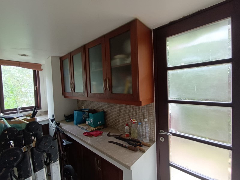 Dijual Rumah Mewah Lokasi Strategis Di Jl. Komp. Keuangan, Tebet, Jakarta Selatan