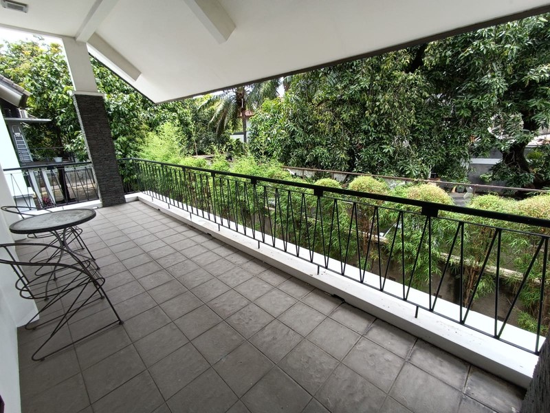 Dijual Rumah Mewah Lokasi Strategis Di Jl. Komp. Keuangan, Tebet, Jakarta Selatan