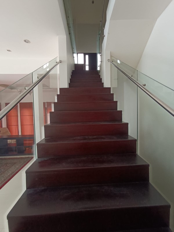 Dijual Rumah Mewah Lokasi Strategis Di Jl. Komp. Keuangan, Tebet, Jakarta Selatan