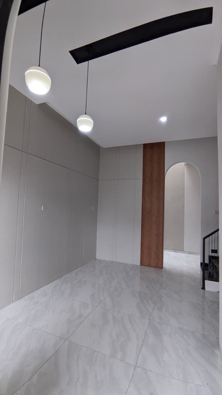 Dijual Rumah Baru di Klampis Anom Surabaya