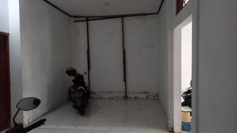 Passive Income Rumah Kost 21 Kamar Hanya 300 Meter dari Gerbang UMY, Tamantirto, Kasihan, Bantul