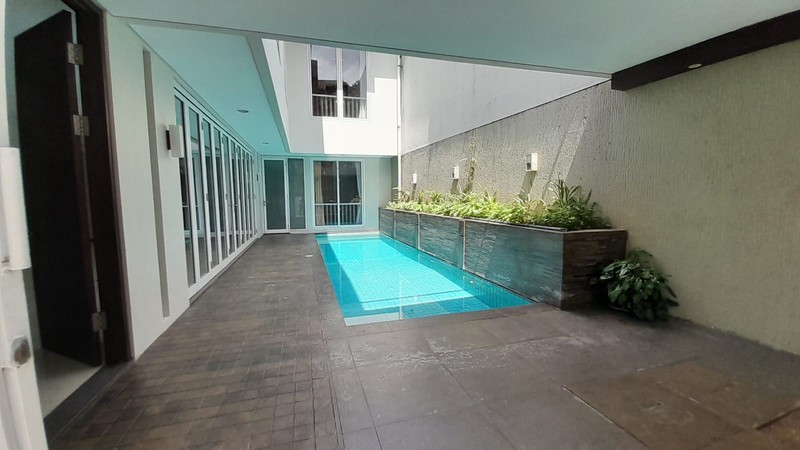 Rumah Disewakan di Jl. Ciniru Kebayoran Baru Jaksel