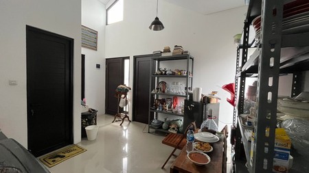 Dijual Town House Dalam Komplek Lokasi Strategis Di Bojongsari, Depok