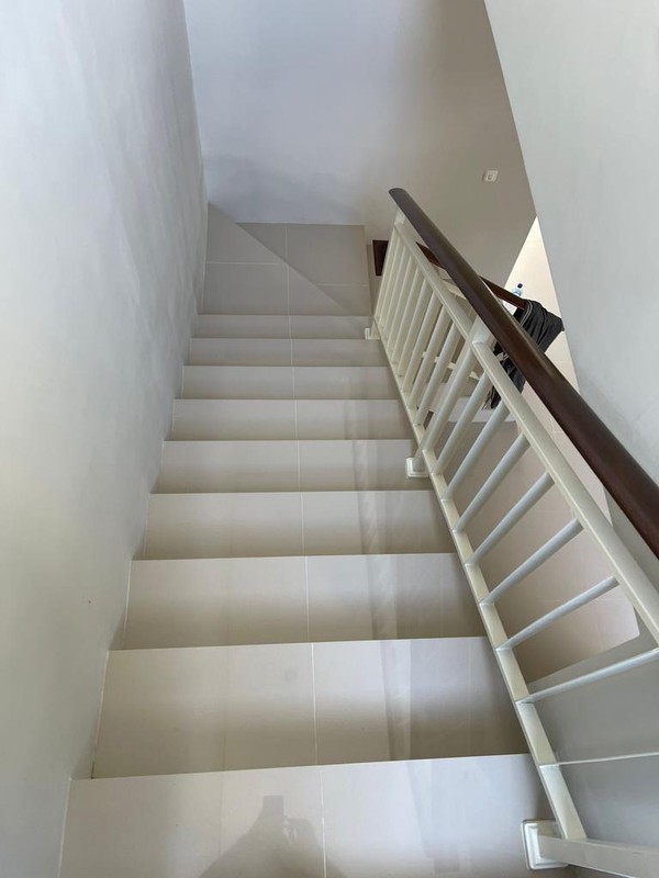 Jual 2 Lantai The Greenlake Citraland Surabaya Barat