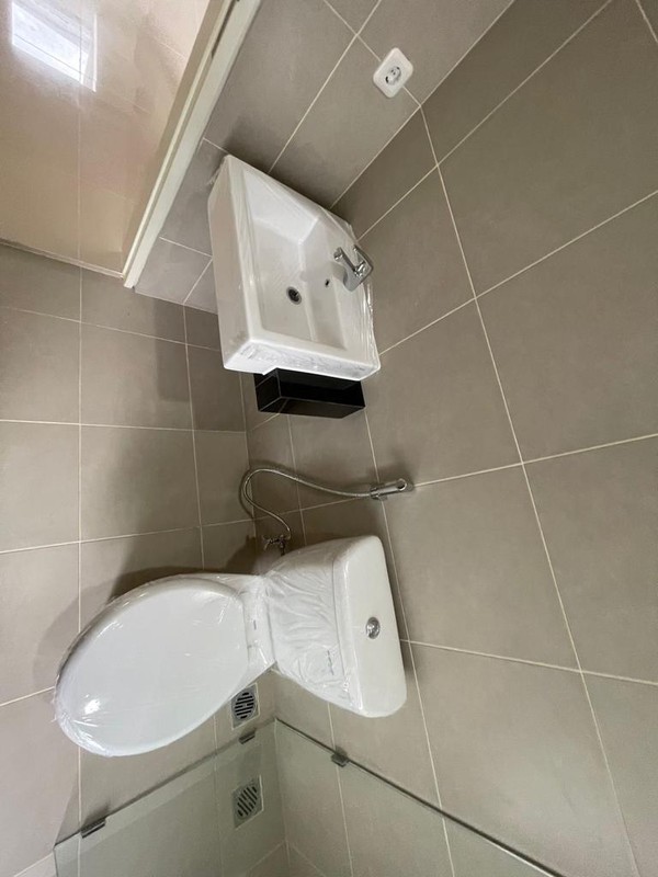 Jual 2 Lantai The Greenlake Citraland Surabaya Barat