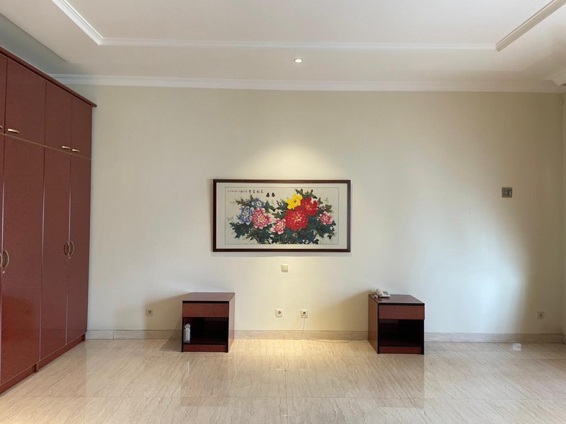 Rumah Mewah dan Asri di Tanjung Mas Dekat Aeon Mall