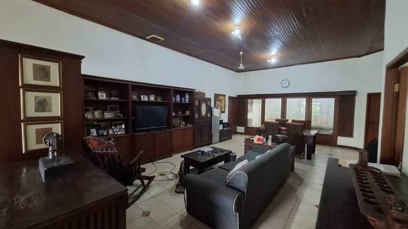 DIJUAL RUMAH ASRI DI CINERE - LINGKUNGAN TENANG & STRATEGIS
