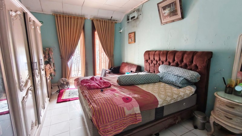 Rumah Hoek Sudut Depan Taman Graha Harapan Bumyagara Mustika Jaya Kota Bekasi