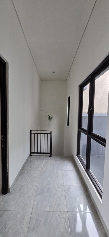 Menarik rumah brand new baru di Nusa Loka BSD CIty