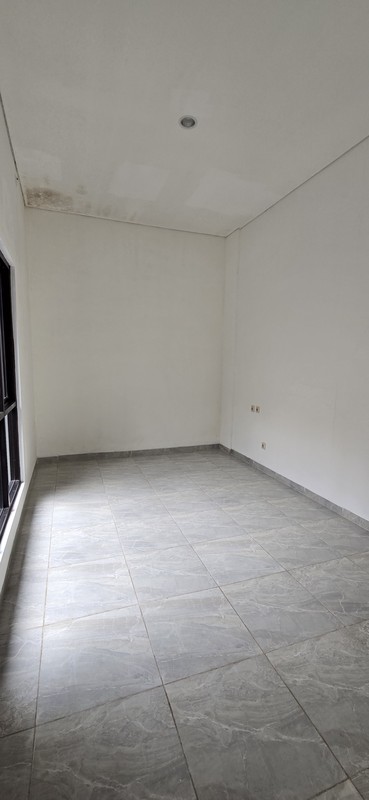 Menarik rumah brand new baru di Nusa Loka BSD CIty