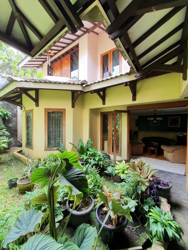 DIJUAL RUMAH 2LT DI AREA CILANDAK, LOKASI STRATEGIS, BLKG CITOS