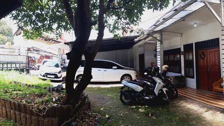 Rumah Tinggal Lokasi Strategis Di Daeerah Pondok Gede