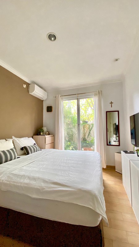 Rumah modern minimalis siap huni di Bintaro Jaya sektor 9