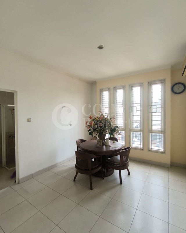 Rumah Kokoh 2, Rapi Terawat di Kota Wisata Cibubur 