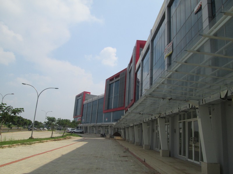 Ruko Siap Pakai Di Lokasi Strategis Emerald Avenue Bintaro Sektor 9