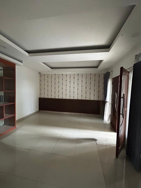 Rumah 2 Lantai Strategis di Jl. Malabar, Guntur - Area Premium Setiabudi!