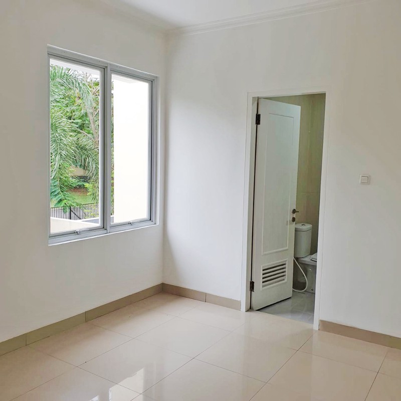 Rumah Rapih Modern di Cluster Fiordini Gading Serpong