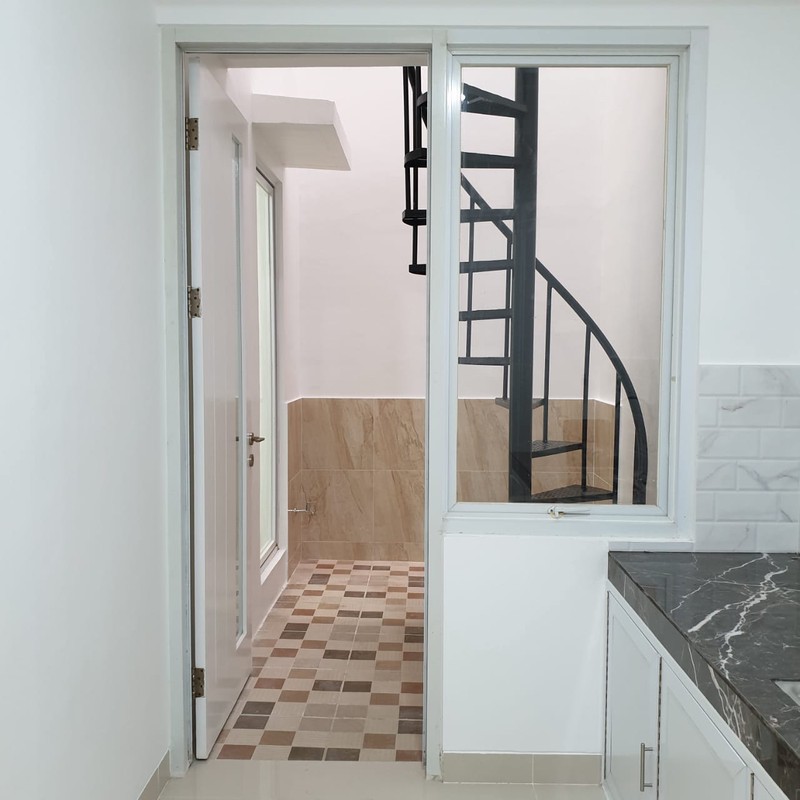 Rumah Rapih Modern di Cluster Fiordini Gading Serpong