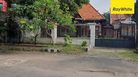 Disewakan Rumah Pusat Kota di Jalan Kapuas Surabaya