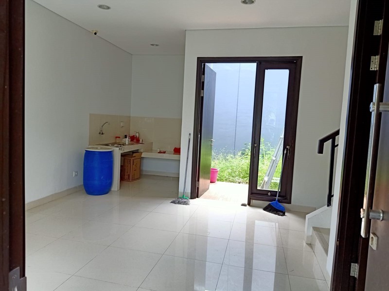 rumah siap huni dikawasan BSD 