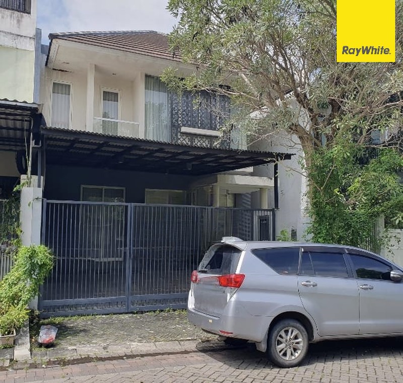 Dijual Rumah 2 lantai di Alam Galaxy Surabaya