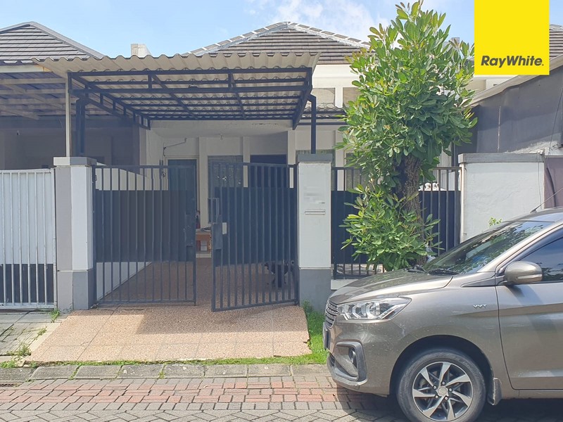 Dijual Rumah SHM di Alam Galaxy Surabaya