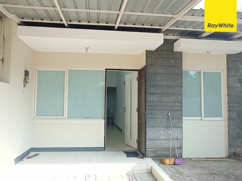 Dijual Rumah di Perumahan Alam Galaxy Surabaya