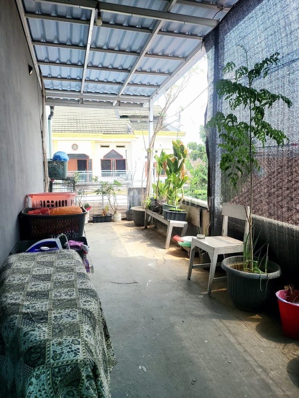 Rumah 2 Lantai Bagus dan Siap Huni di Depok Dekat Akses Tol