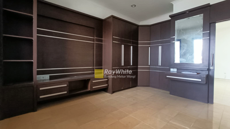 Rumah Nyaman Taman Cibaduyut Indah