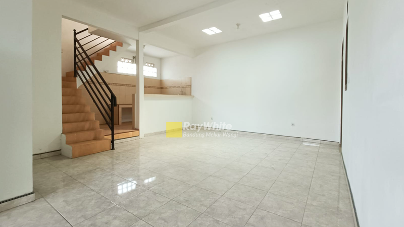 Rumah Nyaman Taman Cibaduyut Indah