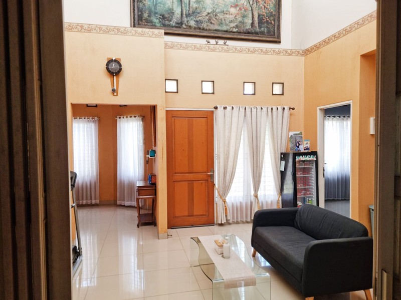 Rumah Nyaman di Graha Raya Bintaro - Lokasi Strategis, Lingkungan Asri