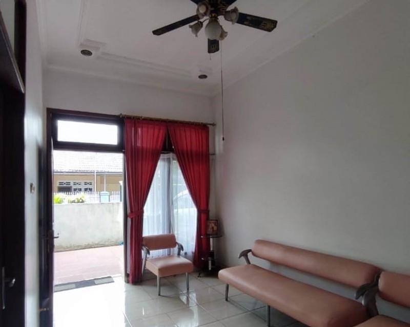  Rumah 3 lantai - Pondok Candra Indah Belakang RS.Mitra keluarga.